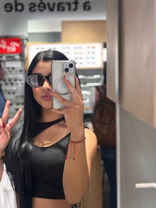 Dulce, verified profile preview on PeachChat